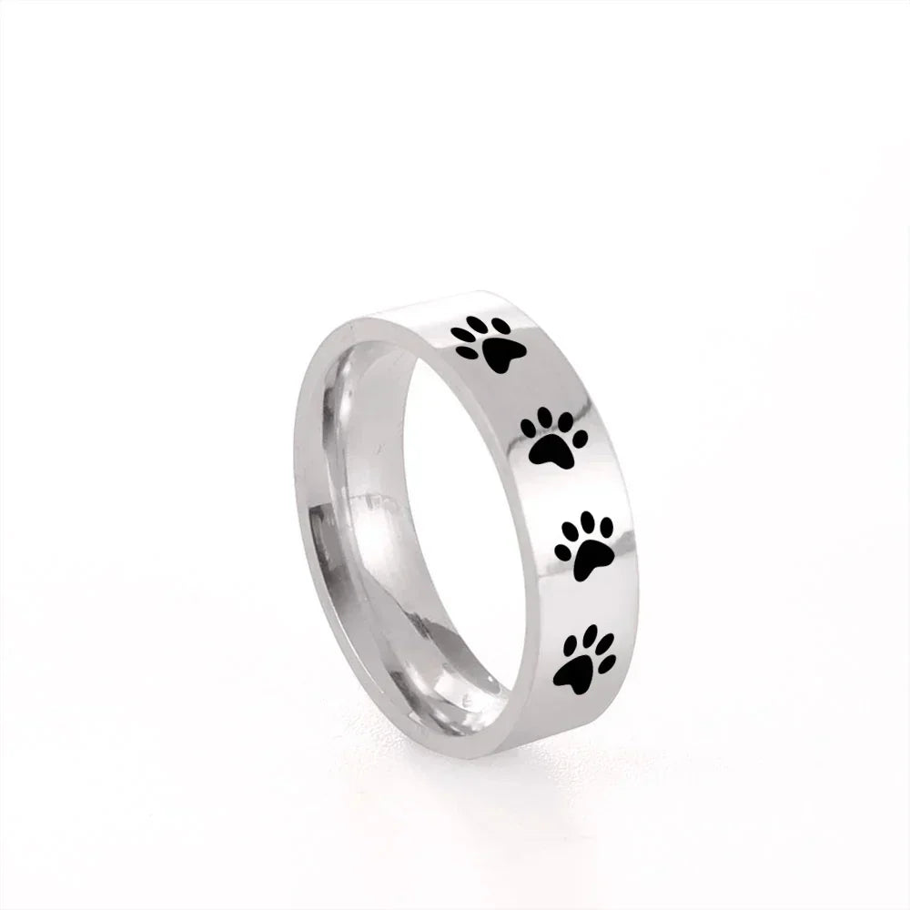 Paw Ring in Stainless Steel – Symbolic Jewelry for Animal Lovers