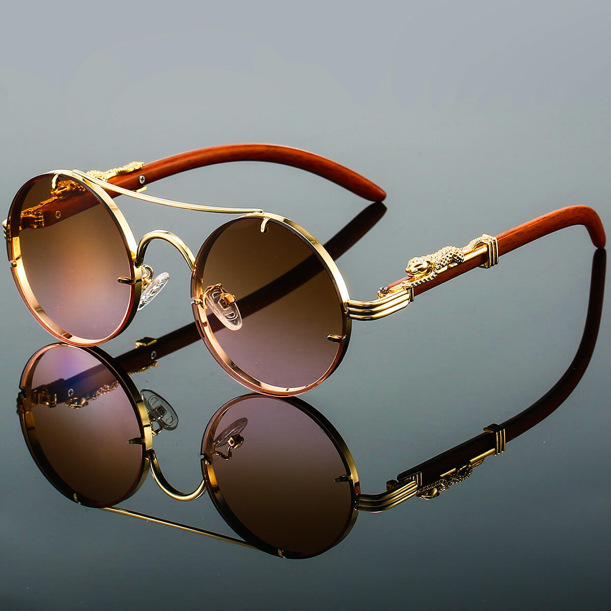 Chez | Retro-style sunglasses