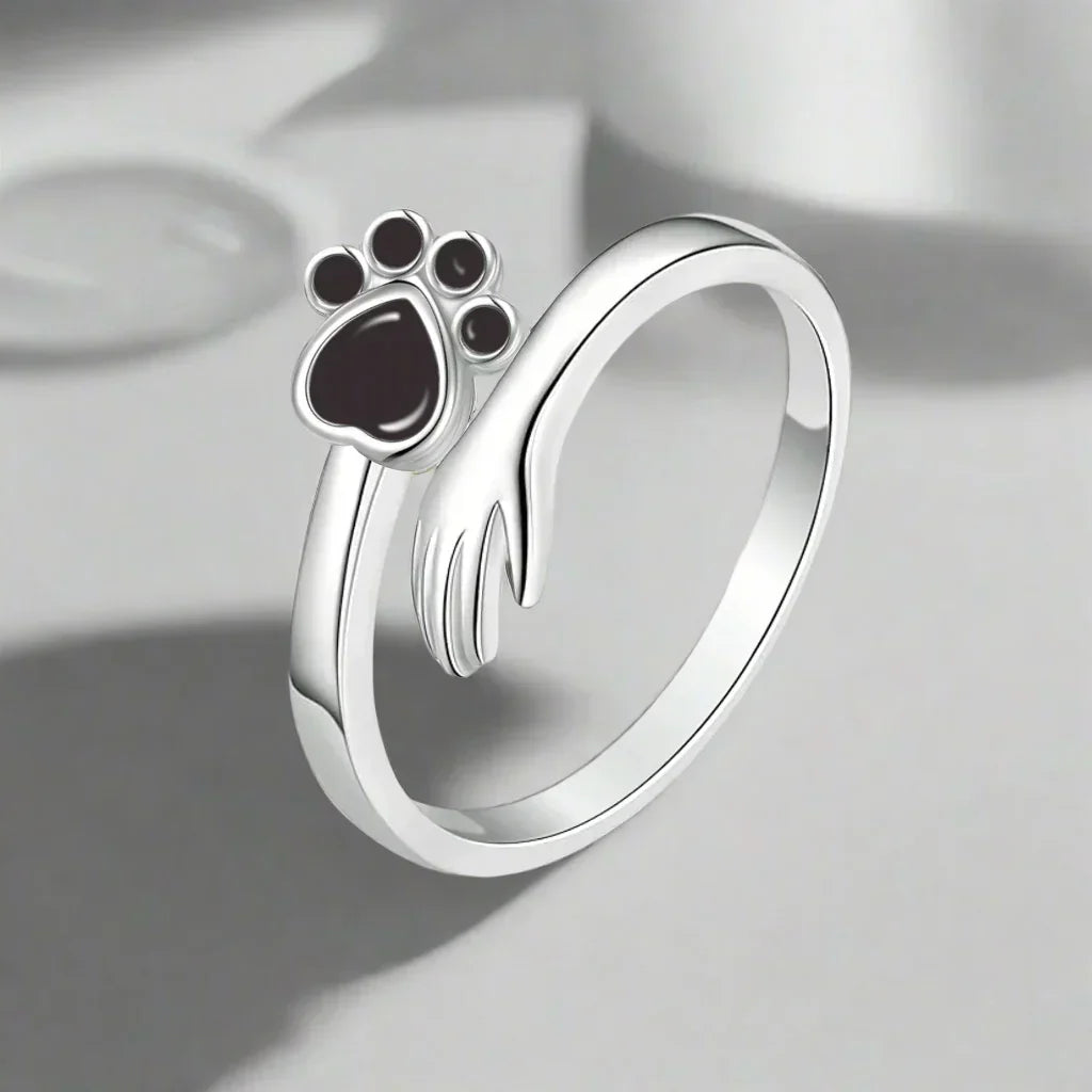 Adjustable Paw Ring Made of Sterling Silver – Hand-in-Paw Design